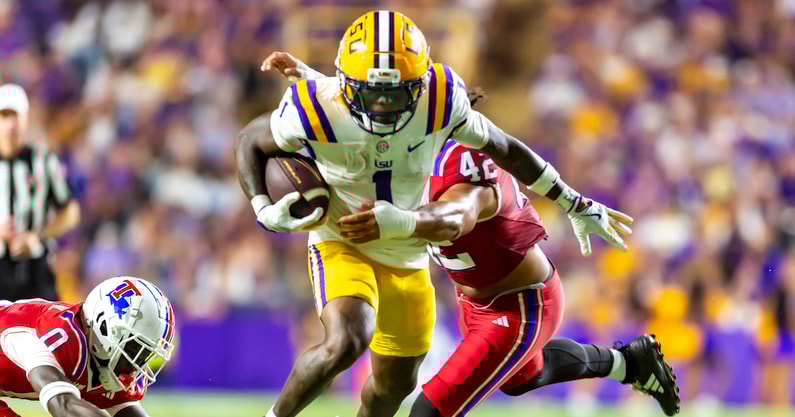 Aaron Anderson has been one of LSU's standouts after two games (Photo: © SCOTT CLAUSE / USATODAY Network / USA TODAY NETWORK via Imagn Images)